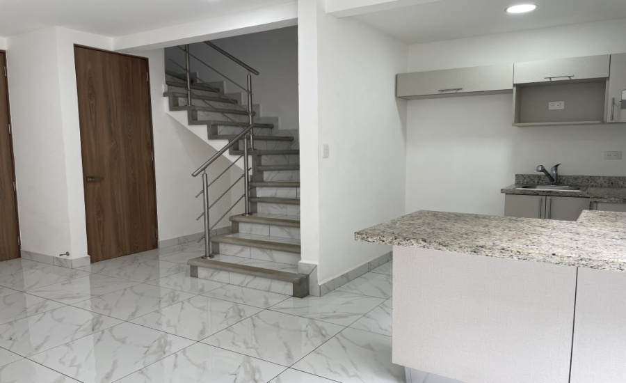 Condominium,For Sale,1011