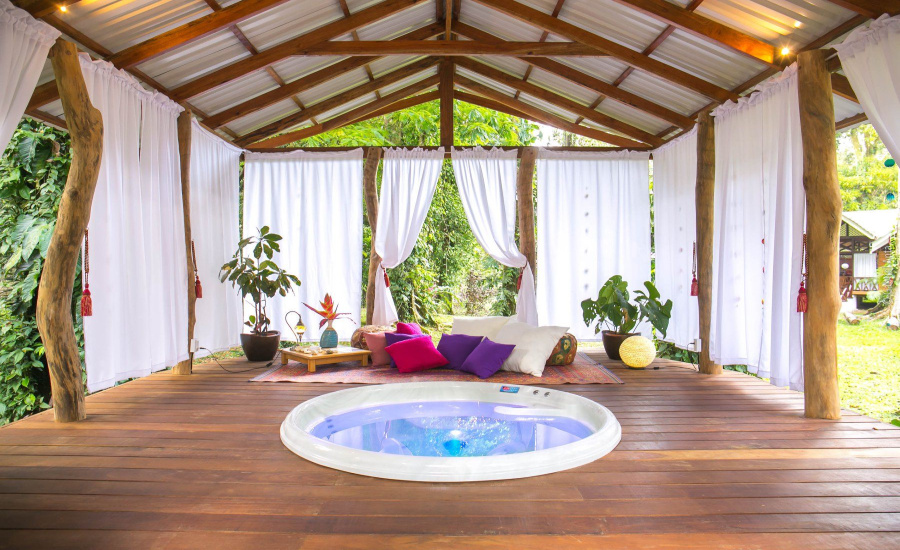 Venta de Hotel en Limón
Venta de hotel enPuerto Viejo de Limón.
Venta de Propiedad cerca de la playa en Limón
Inversión en Costa Rica.
Venta de Bungalows en Limón , Costa Rica
Venta de Bungalows amueblados en Limón